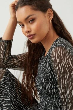 Dorothy Perkins Petite Mono Mesh Ruched Midi Dress 8 Dorothy Perkins Petite Mono Mesh Ruched Midi Dress -Clozurely Sales Store bqq08807 mono xl 3