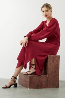 Dorothy Perkins Berry Shirred Waist Midi Dress