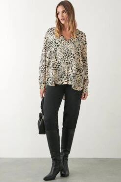 Dorothy Perkins Animal Collarless Shirt