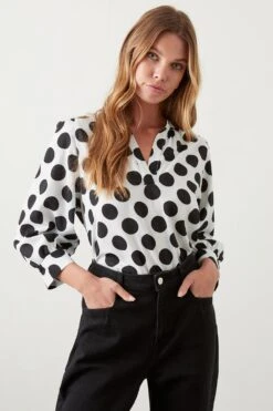 Dorothy Perkins Mono Spot Overhead Shirt